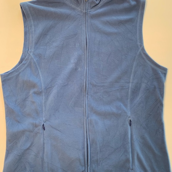 Women’s L.L.Bean Fleece Vest - Picture 3 of 4